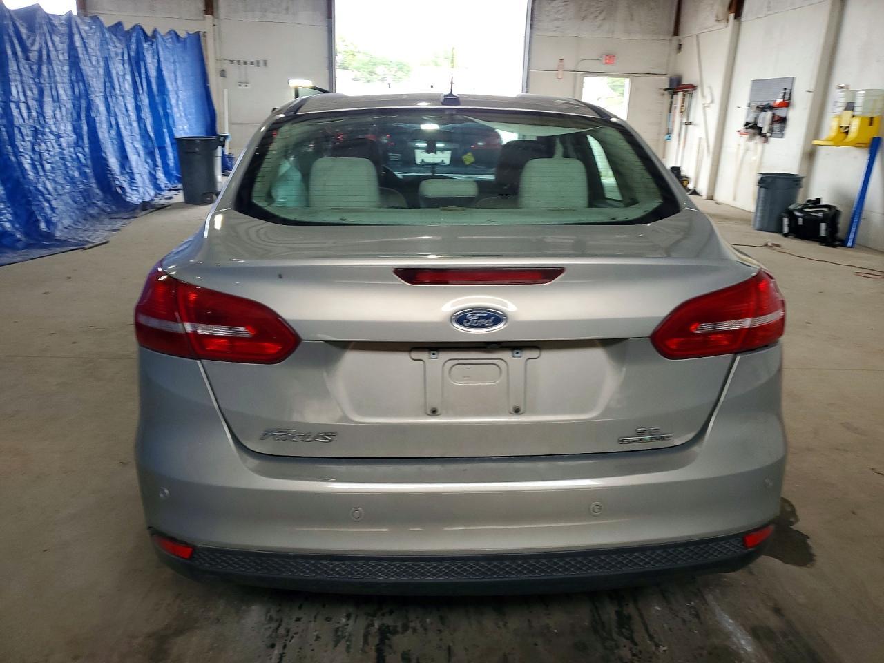 2015 Ford Focus Se - Image 6