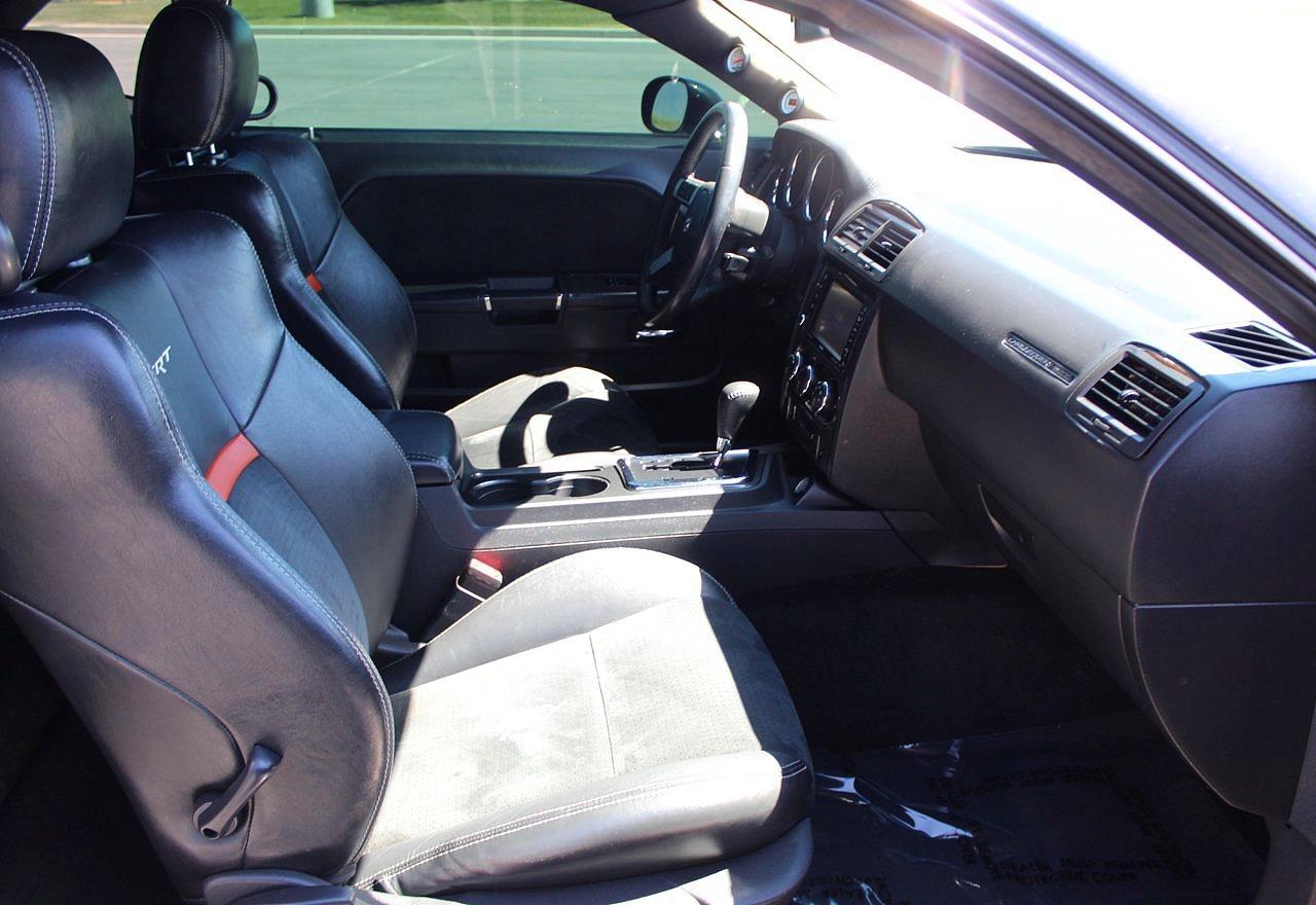 2008 Dodge Challenger Srt-8 - Image 5