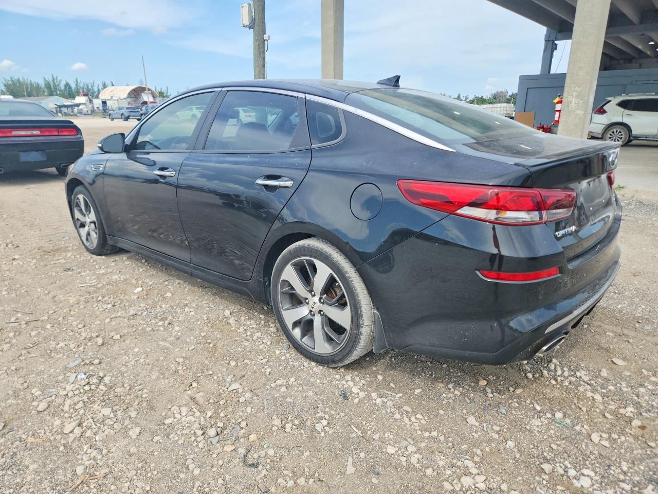 2020 Kia Optima S - Фото 2