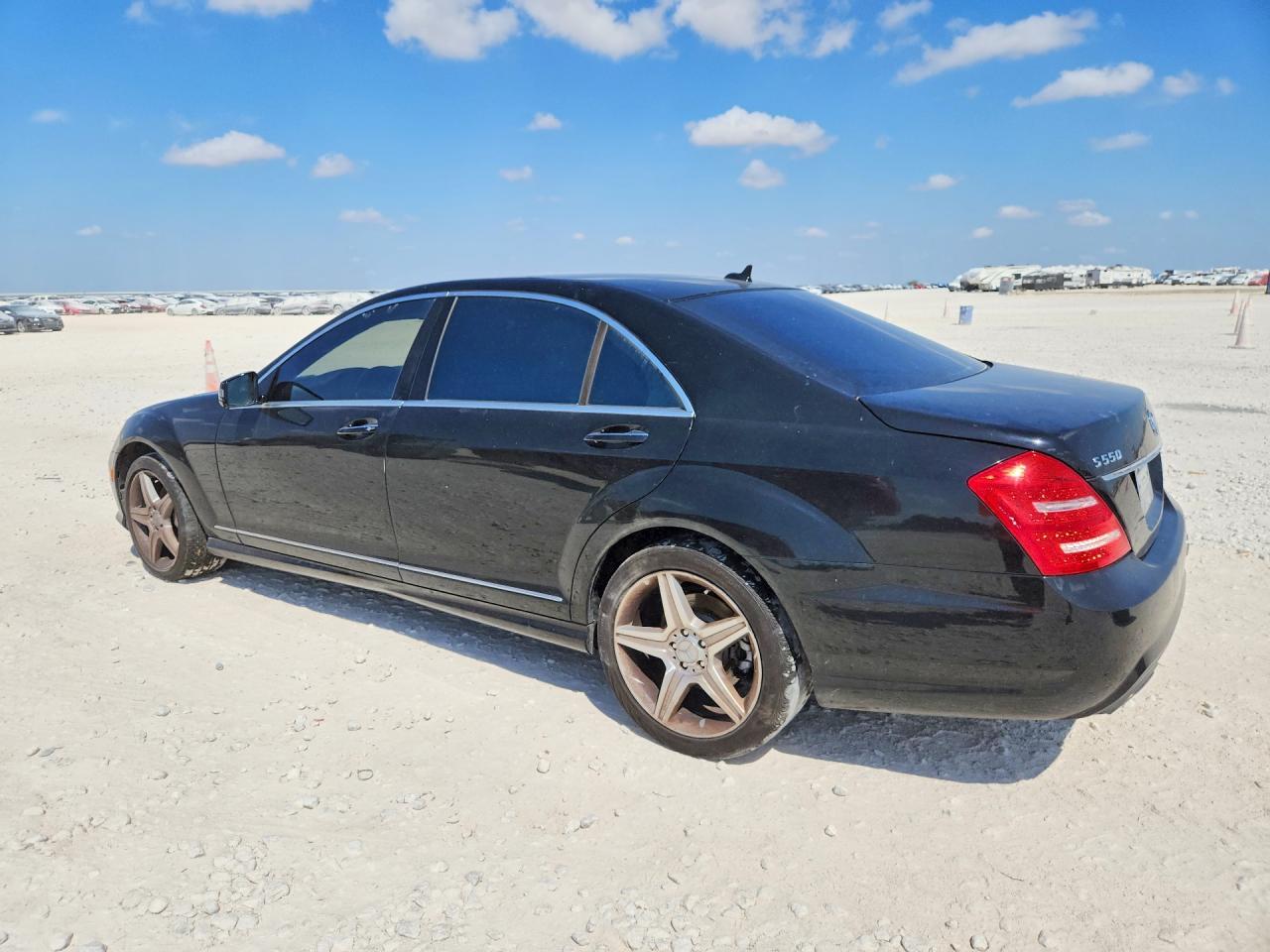 2010 Mercedes-Benz S 550 - Фото 2