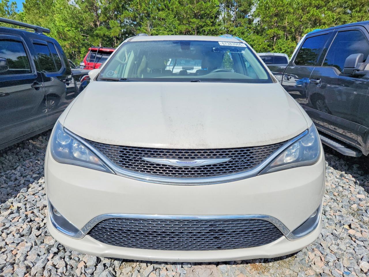 2017 Chrysler Pacifica Touring L - Фото 5