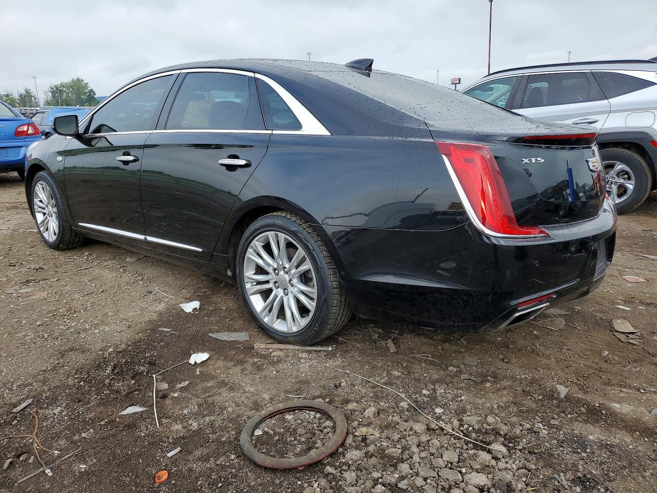 2019 Cadillac Xts Luxury - Фото 2