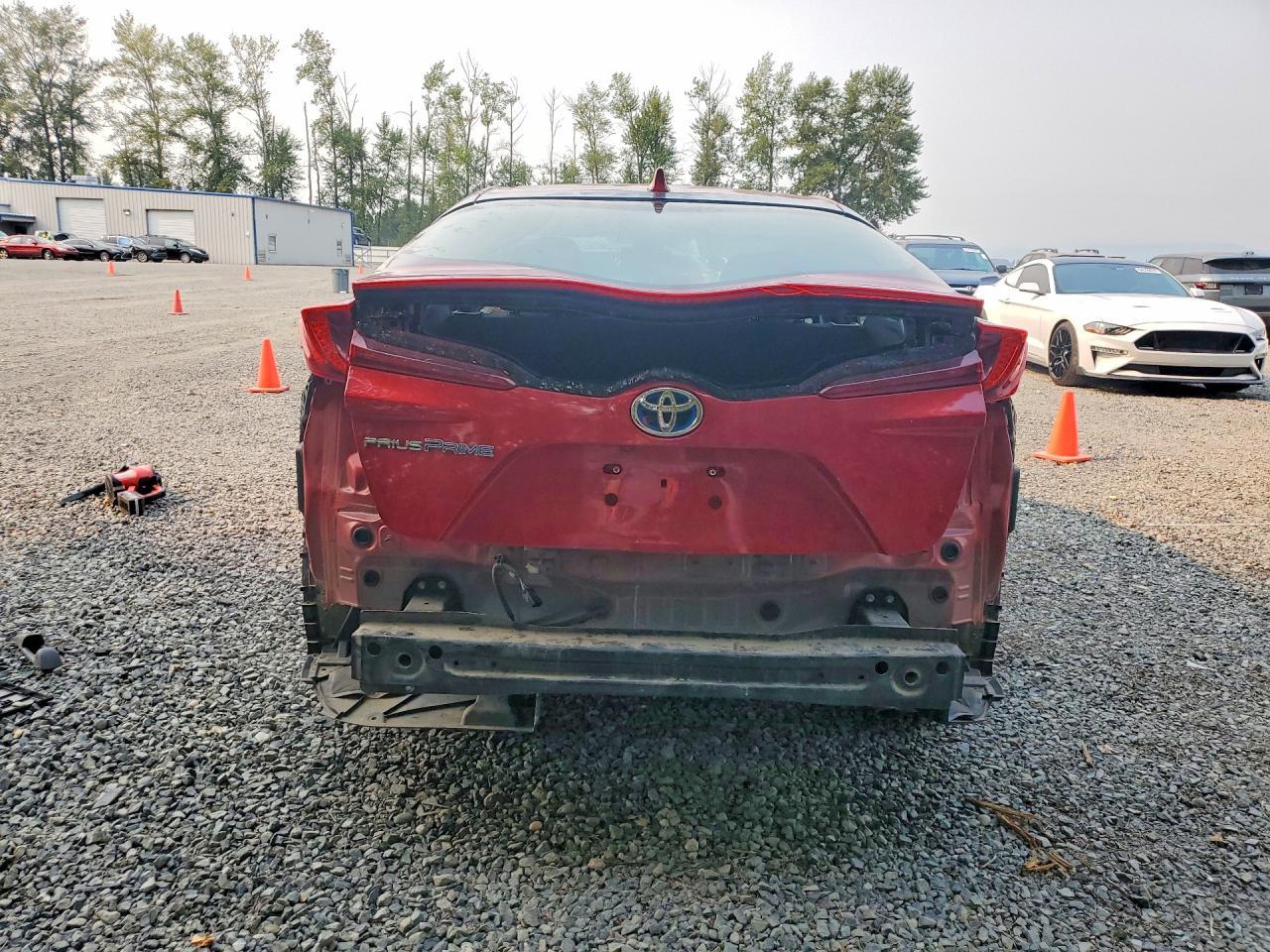 2021 Toyota Prius Prime Le - Фото 6