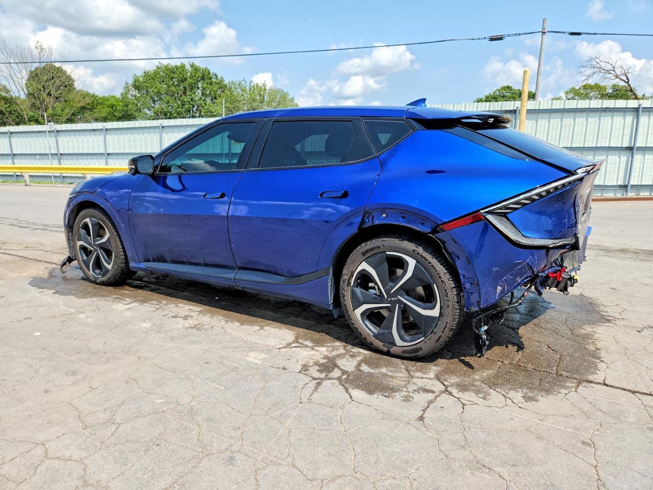 2022 Kia Ev6 Gt Line - Фото 2