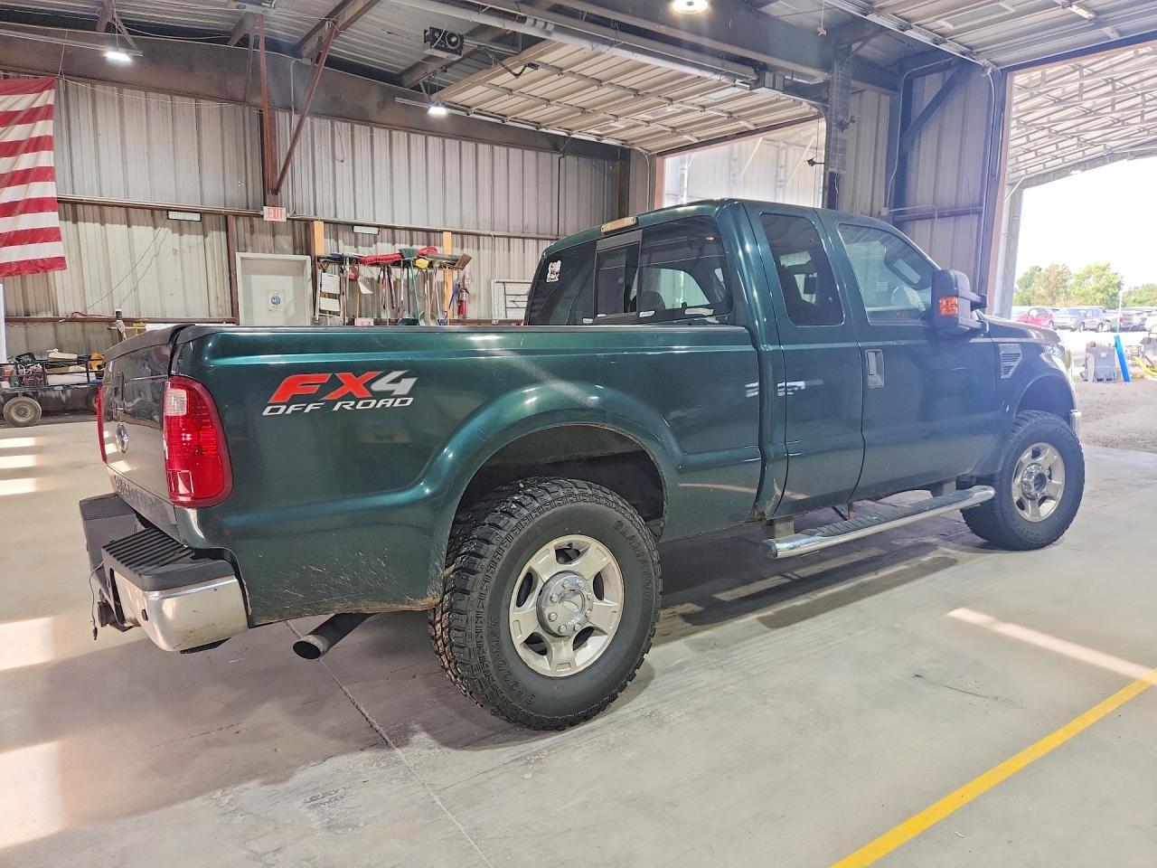 2010 Ford F250 Super Duty - Фото 3