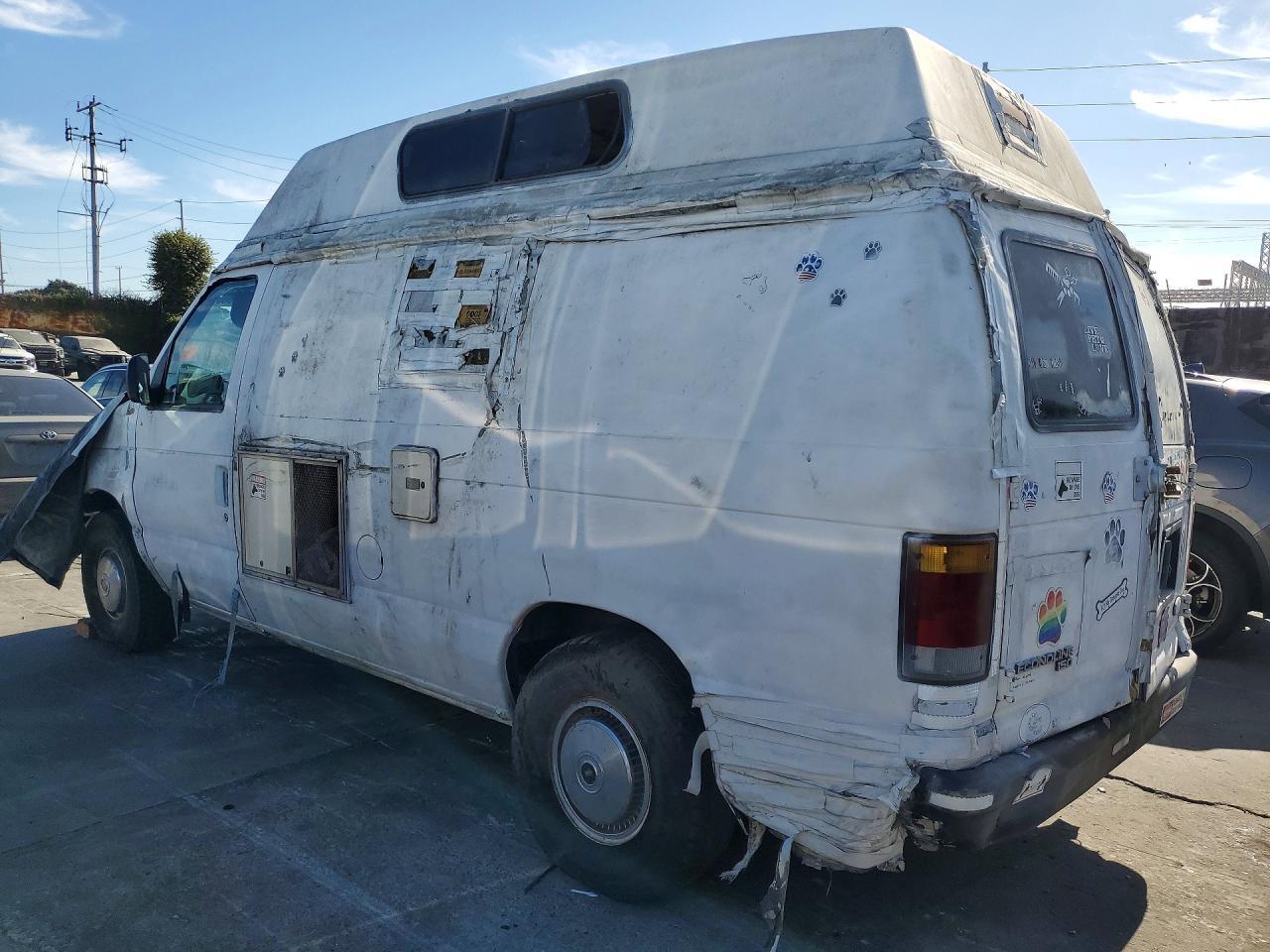 1994 Ford Econoline E150 Van - Фото 2