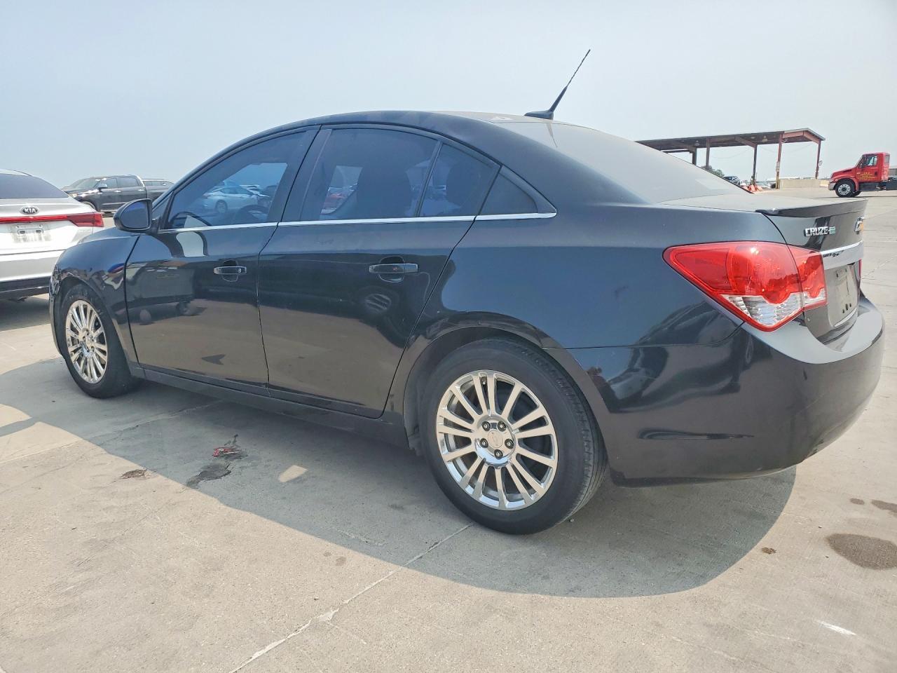 2013 Chevrolet Cruze Eco - Image 2