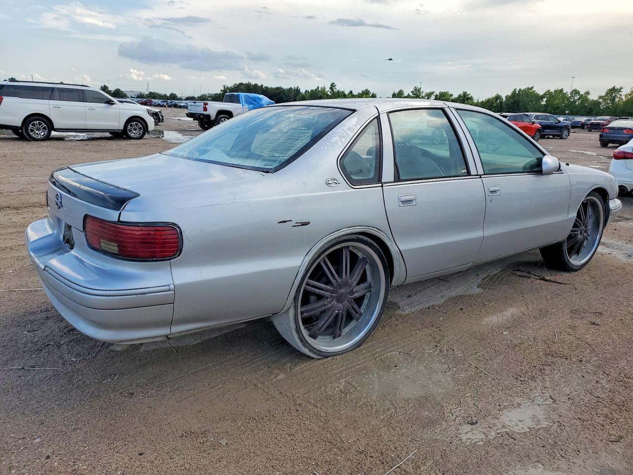 1995 Chevrolet Caprice / Impala Classic Ss - Фото 3