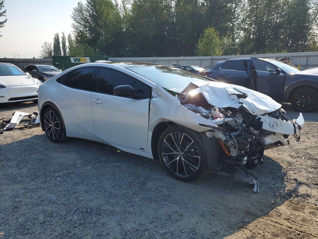 2024 Toyota Prius Xle - Фото 4