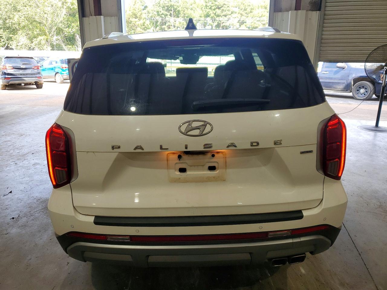 2023 Hyundai Palisade Limited - Image 6