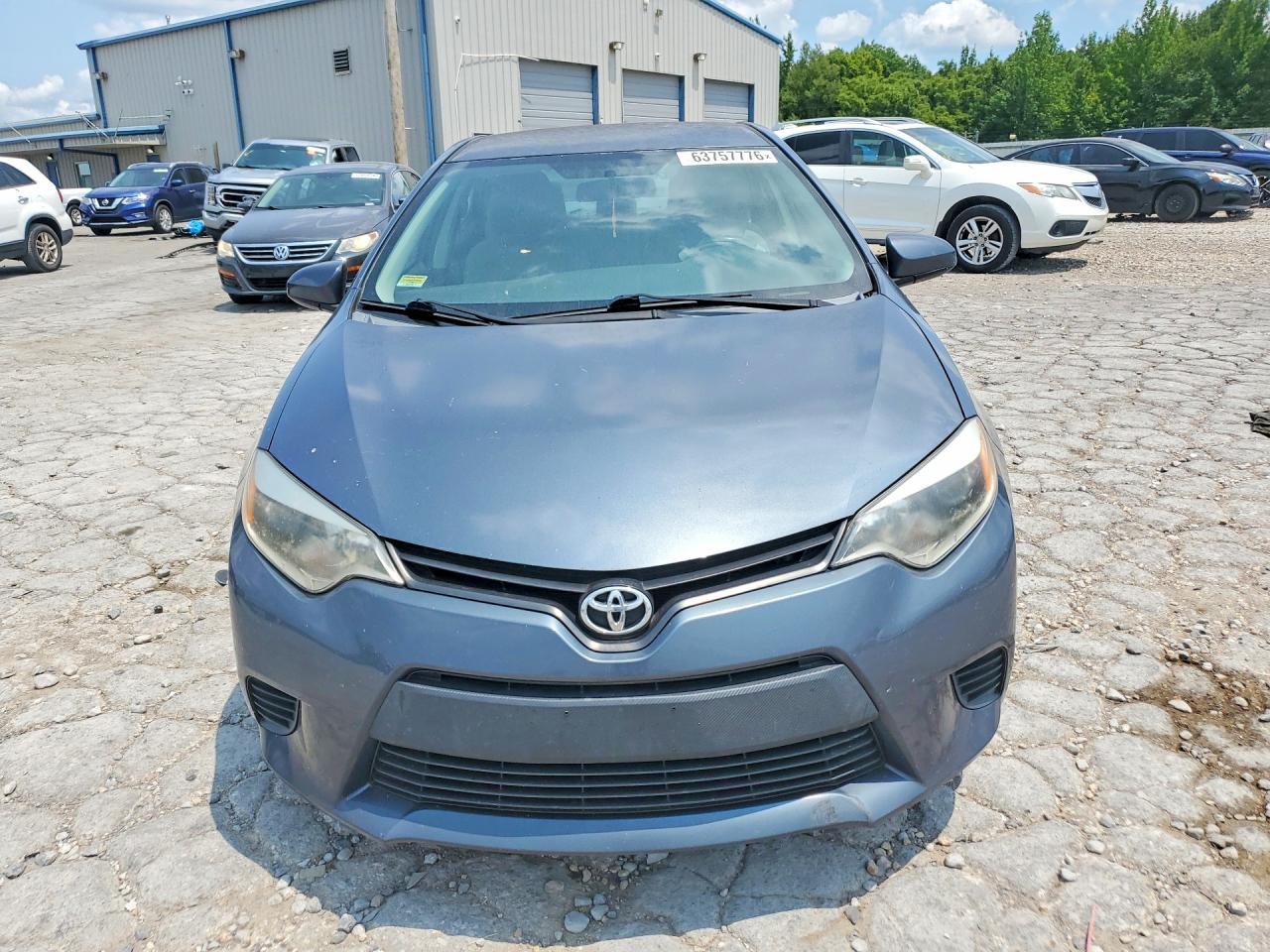 2014 Toyota Corolla Le - Image 5