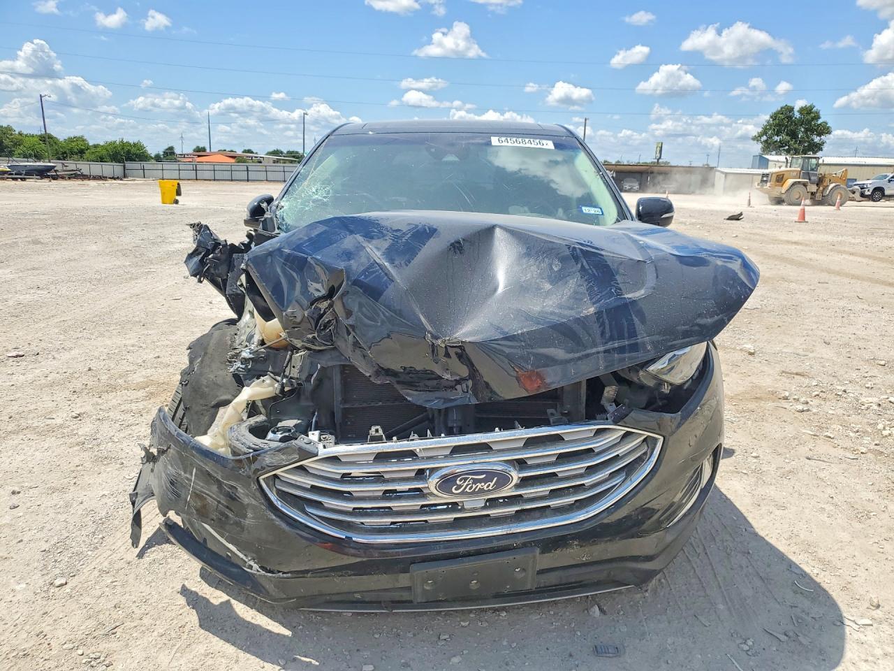 2019 Ford Edge Titanium - Фото 5
