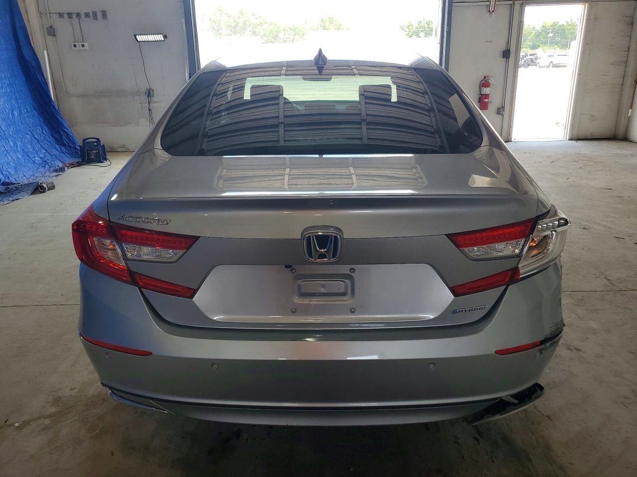 2022 Honda Accord Hybrid Exl - Image 6