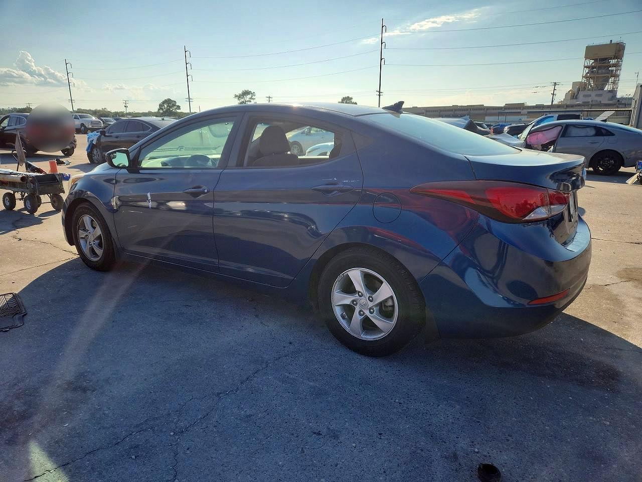 2015 Hyundai Elantra Se - Фото 2
