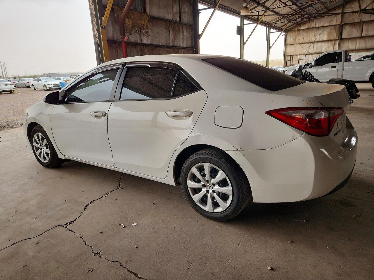 2014 Toyota Corolla L - Фото 2