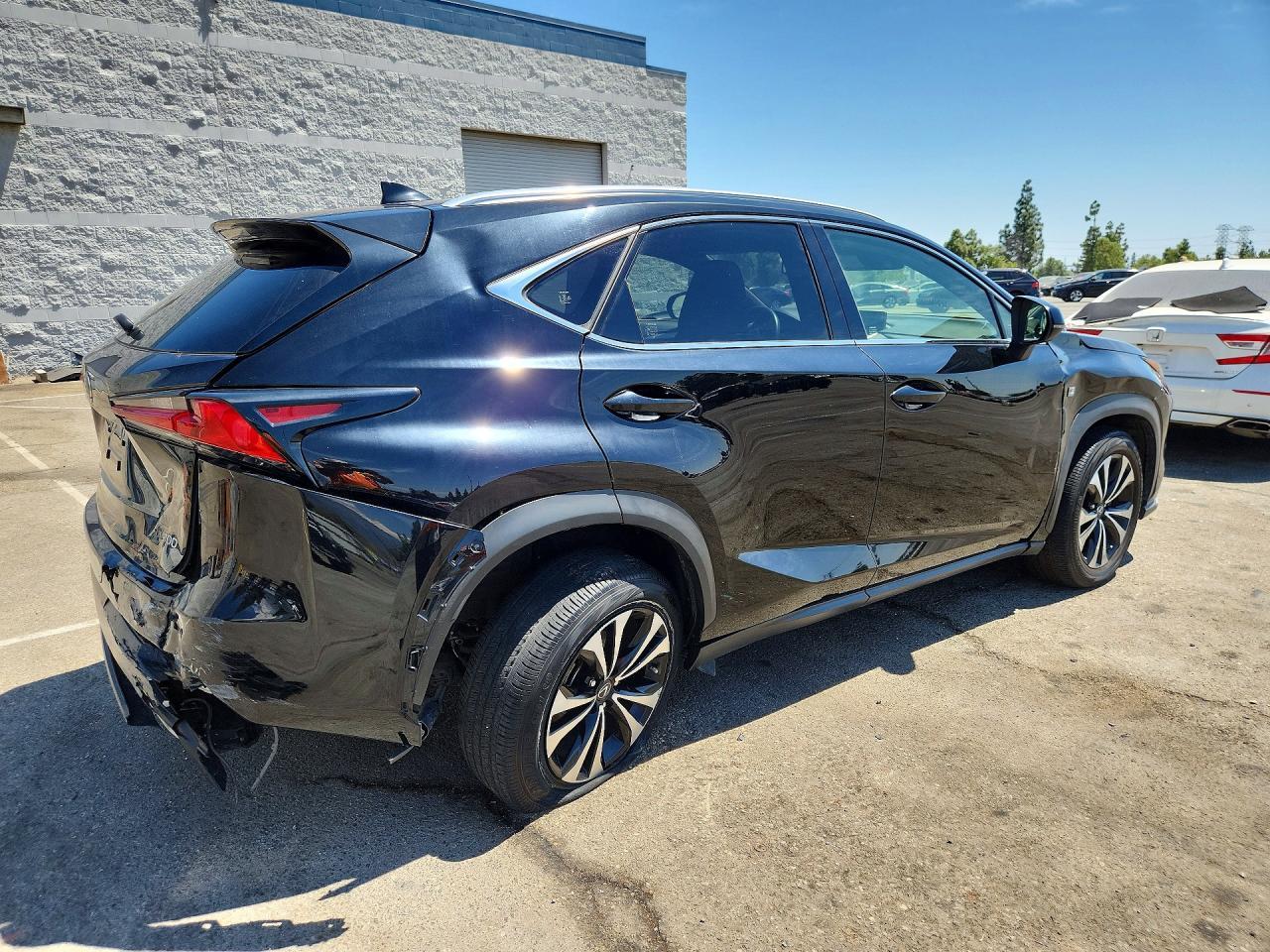2021 Lexus Nx 300 F Sport - Image 3