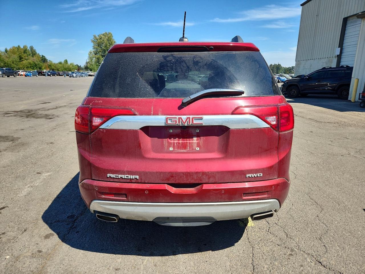 2019 GMC Acadia Denali - Фото 6