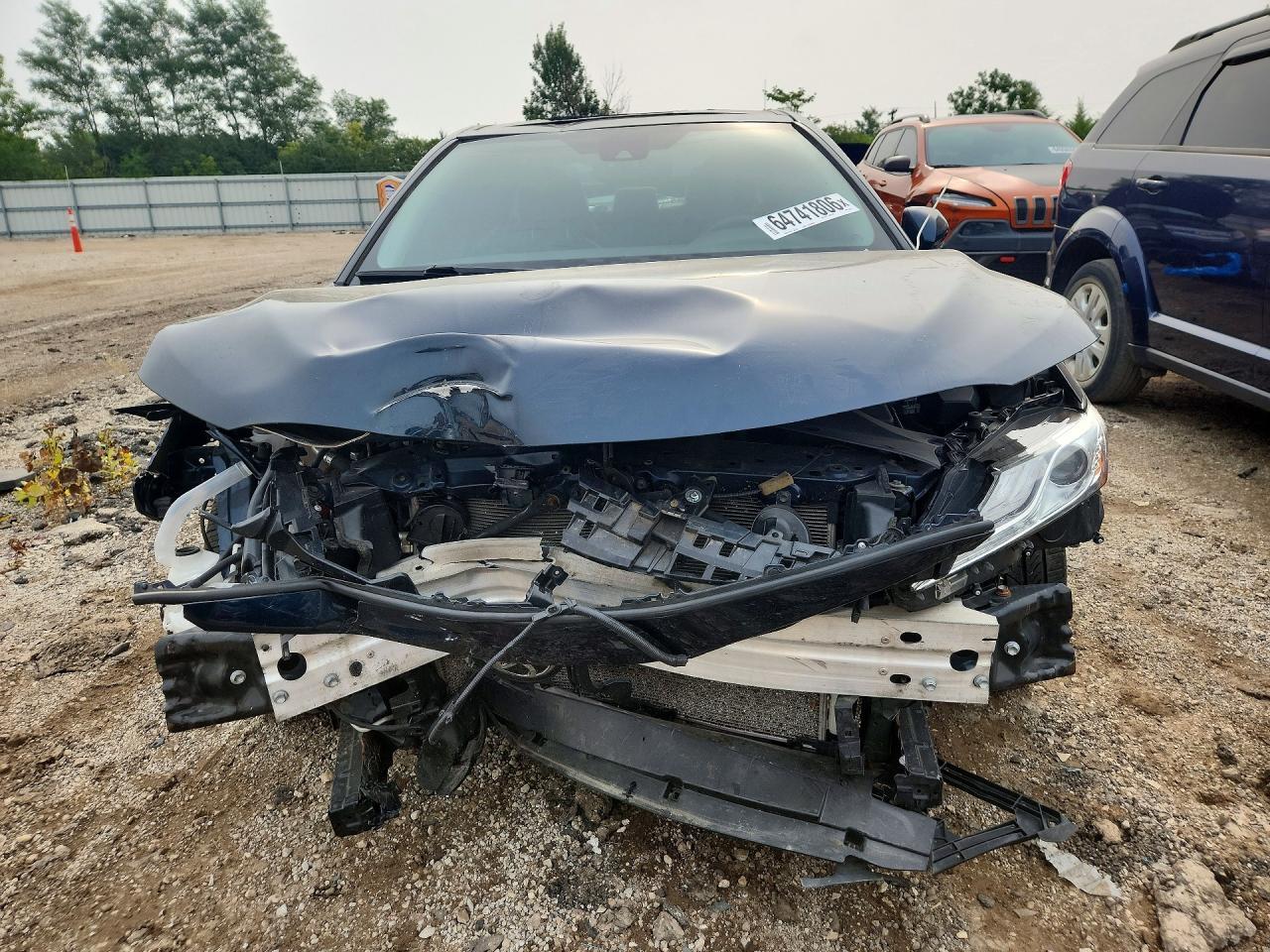 2020 Toyota Camry Xse - Фото 5