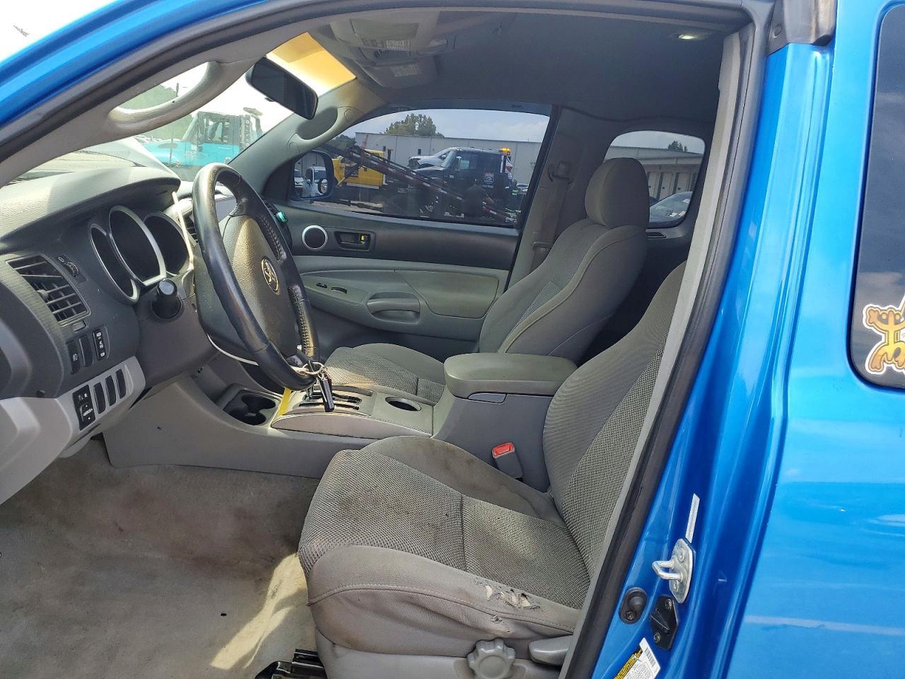 2005 Toyota Tacoma Prerunner Access Cab - Image 7