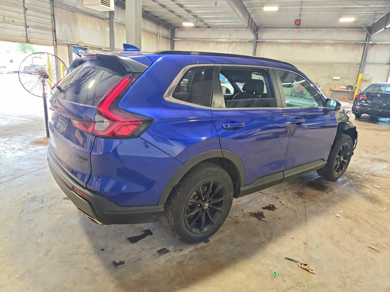 2025 Honda Cr-V Sport - Image 3