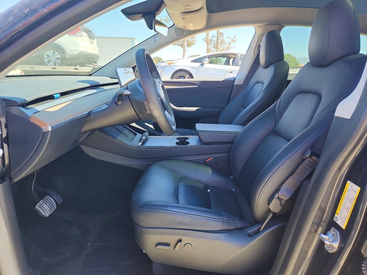 2024 Tesla Model Y - Фото 7