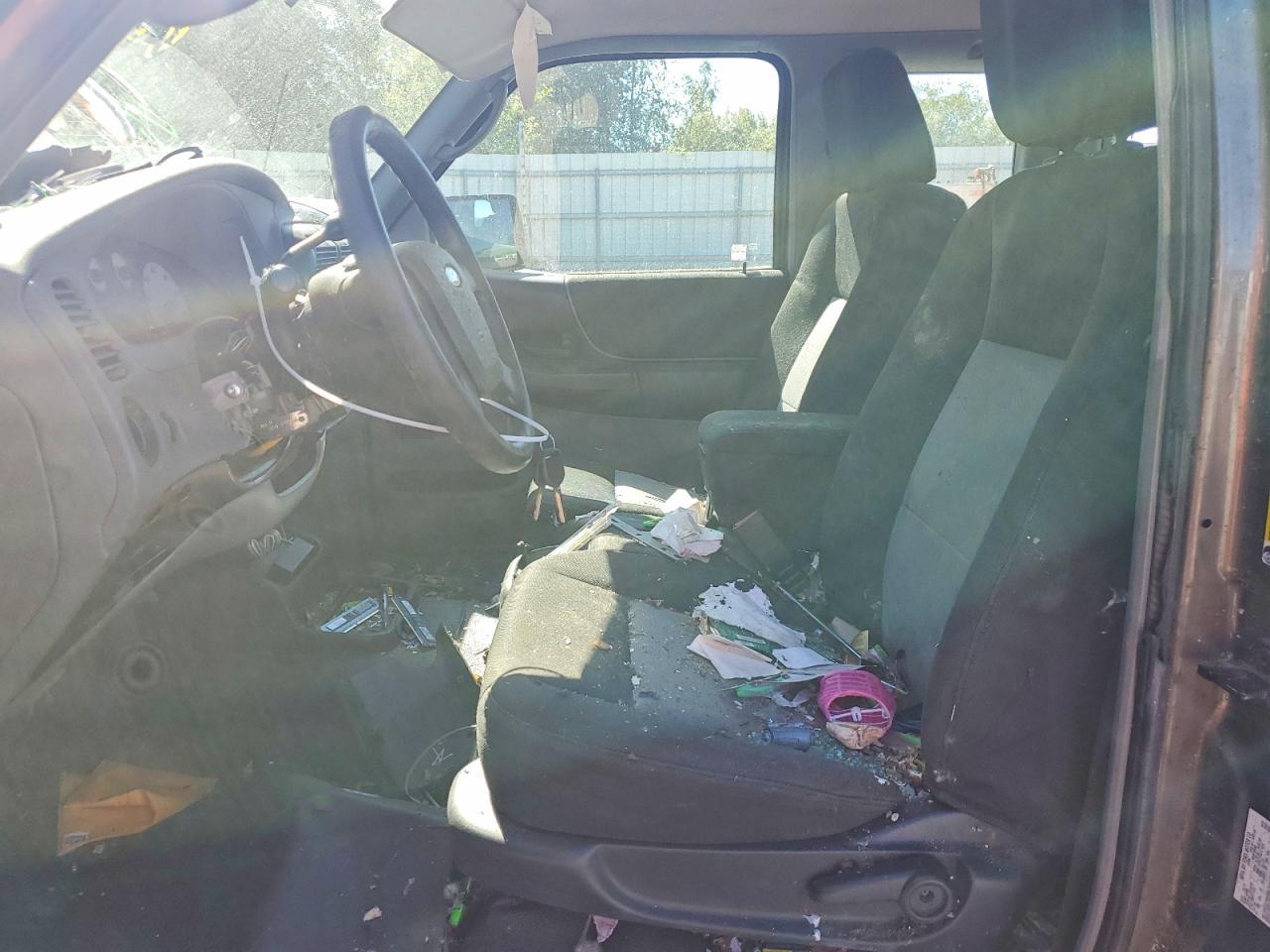2011 Ford Ranger Super Cab - Image 7