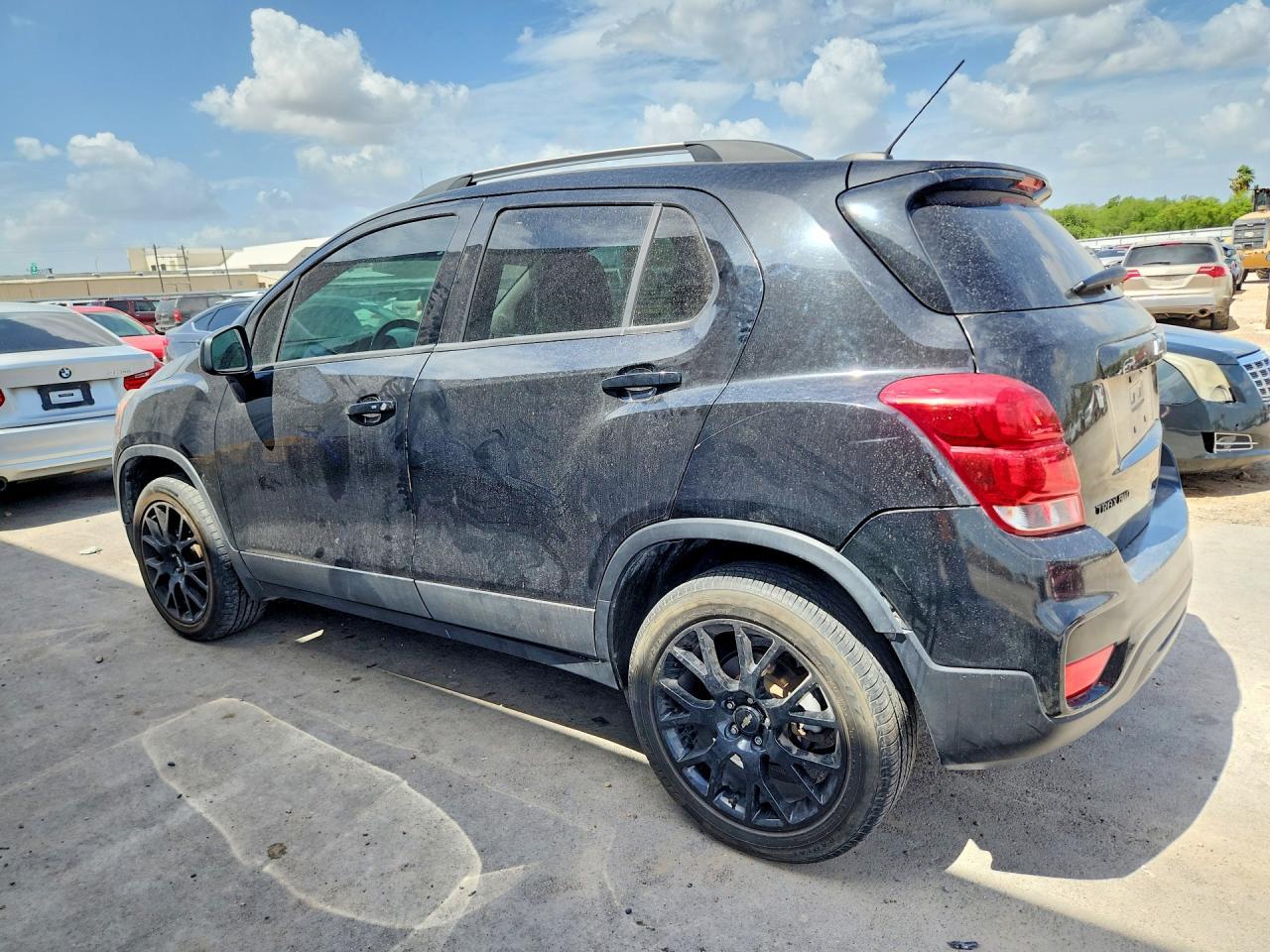2020 Chevrolet Trax 1Lt - Image 2
