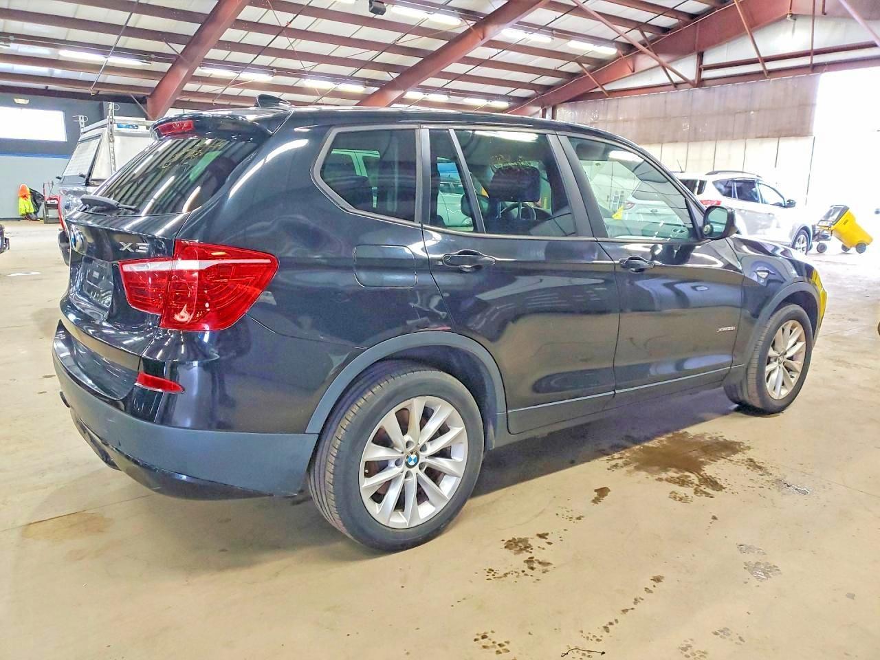 2013 BMW X3 xDrive28I - Image 3