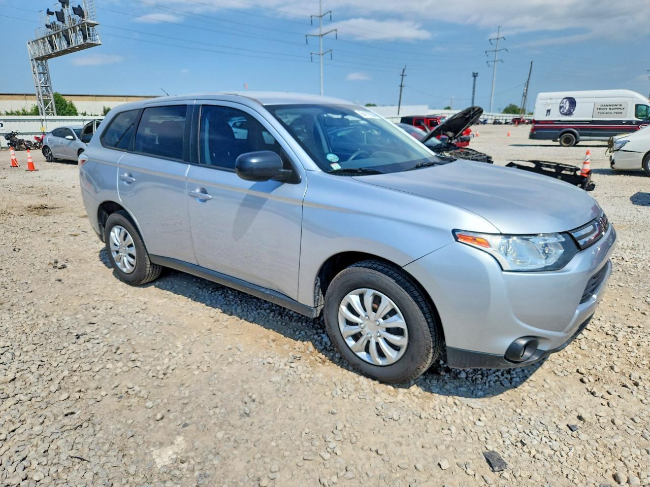 2014 Mitsubishi Outlander Es - Фото 4