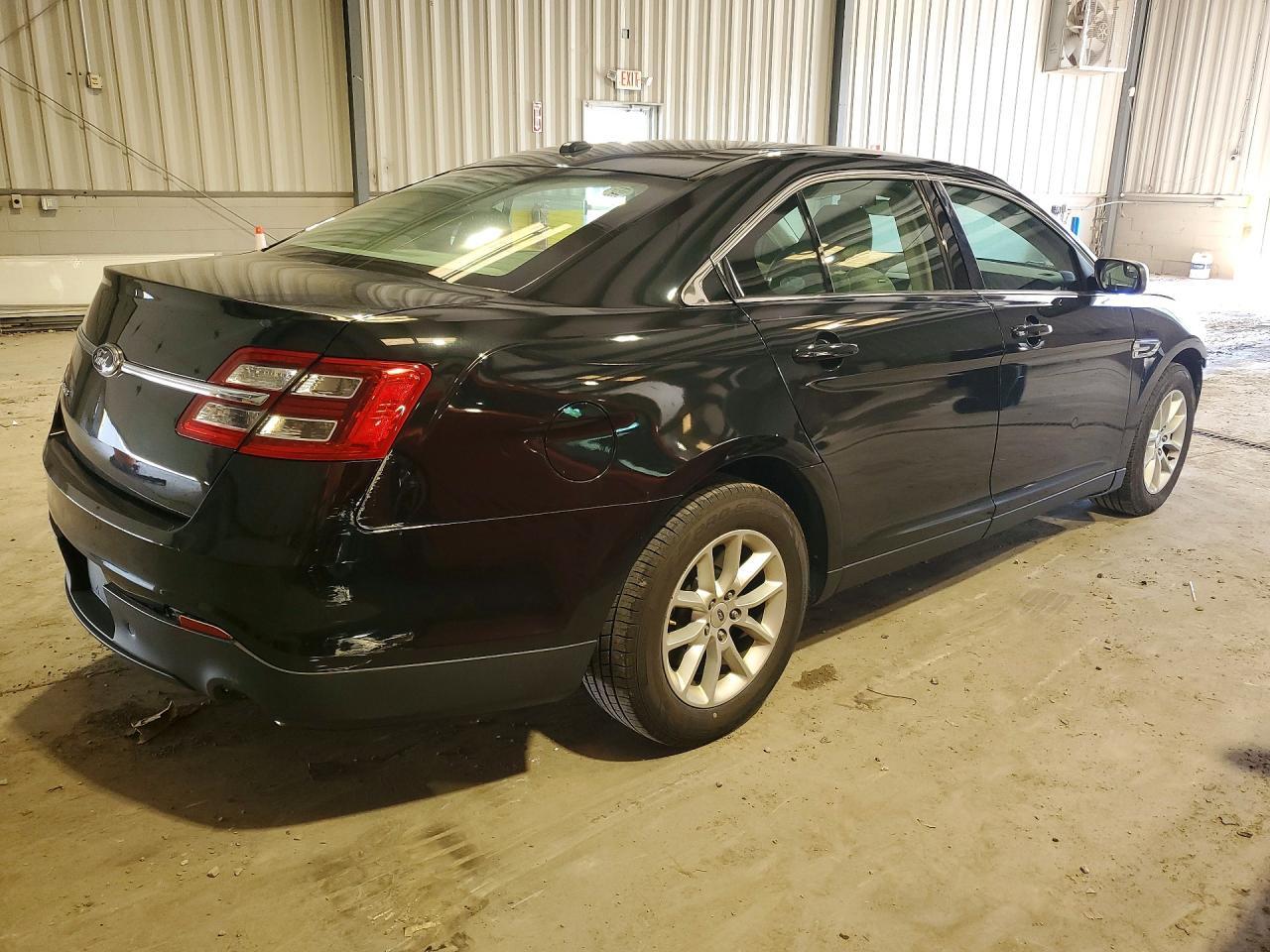 2014 Ford Taurus Se - Фото 3