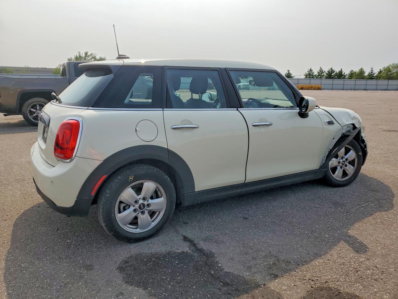 2021 Mini Cooper - Image 3