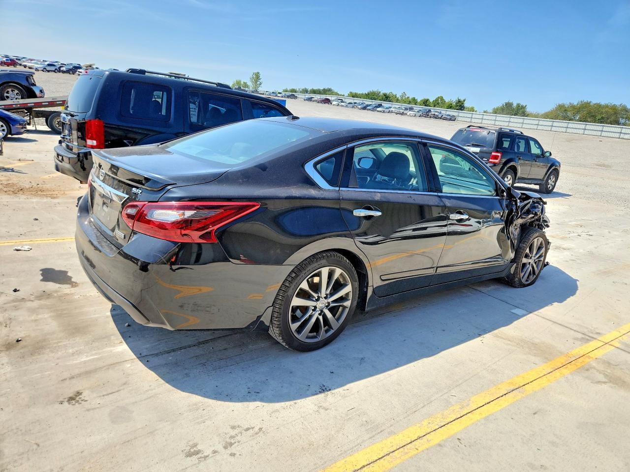 2018 Nissan Altima 2.5 Sr - Image 3