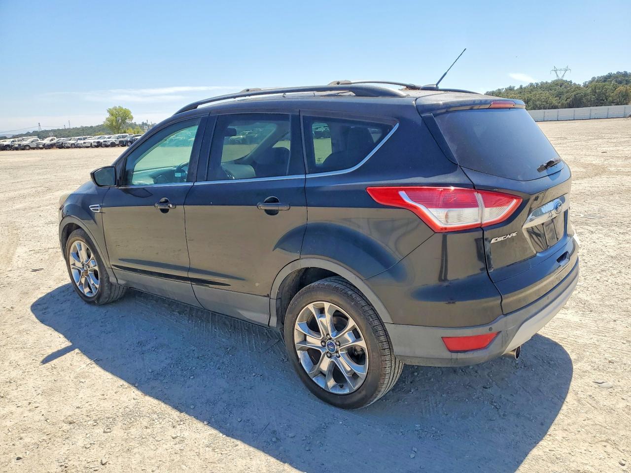 2013 Ford Escape Sel - Фото 2