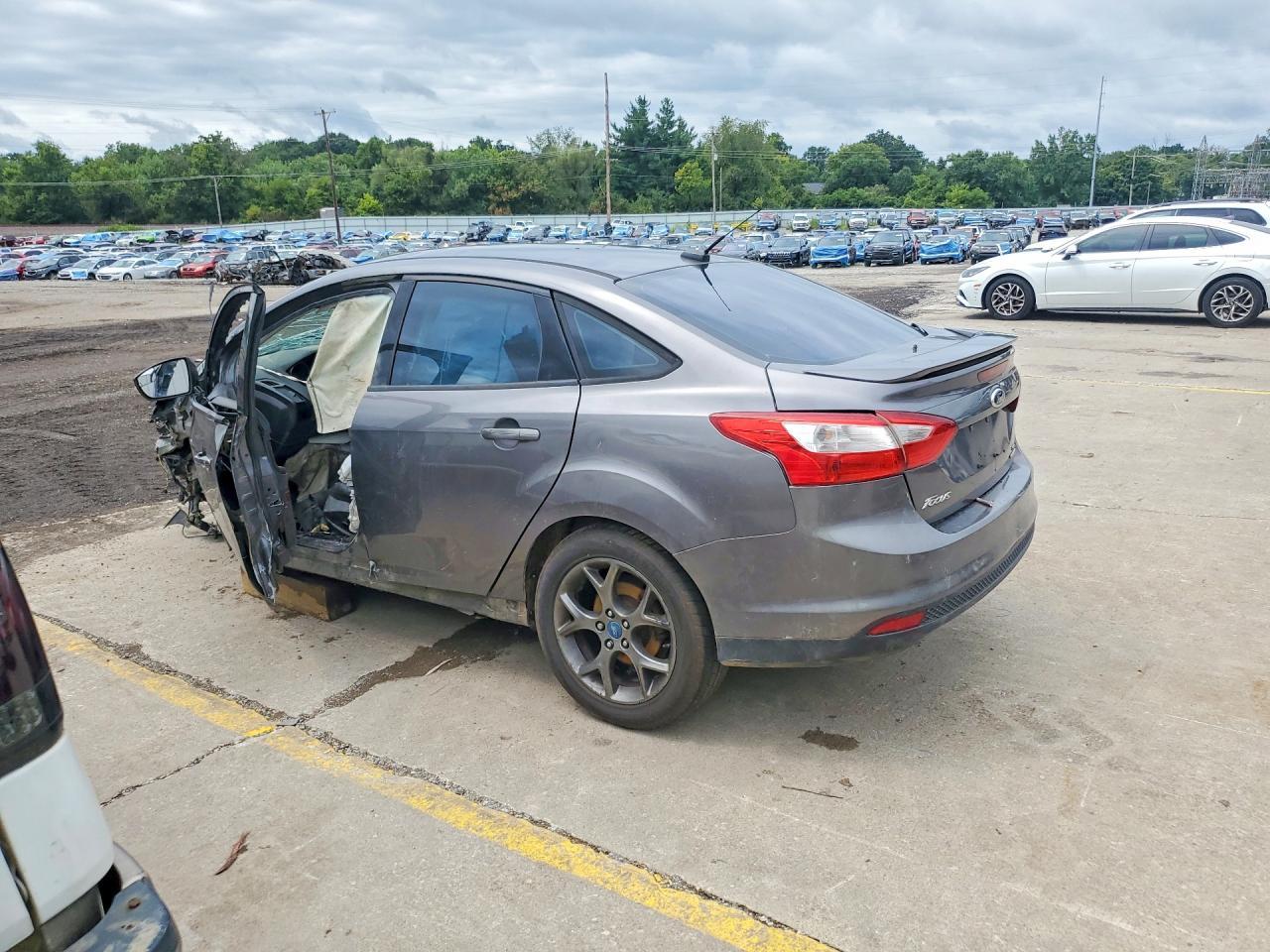 2013 Ford Focus Se - Image 2