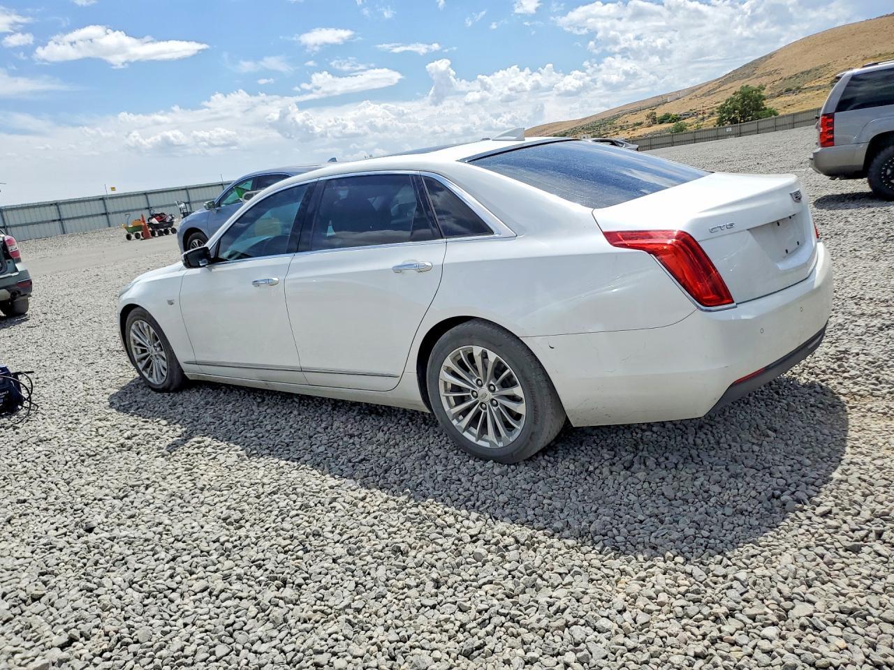 2016 Cadillac Ct6 - Фото 2