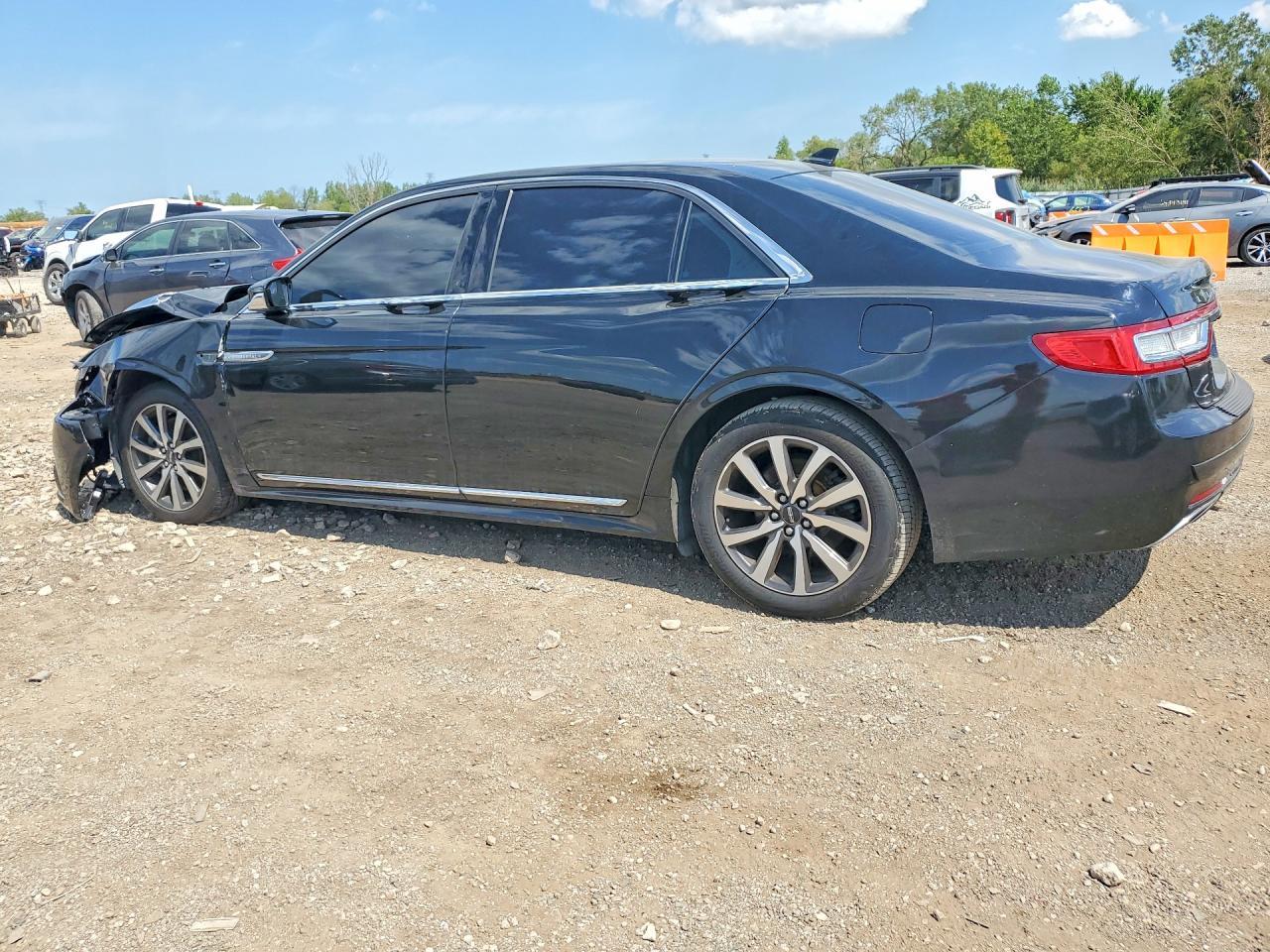 2018 Lincoln Continental Premiere - Фото 2