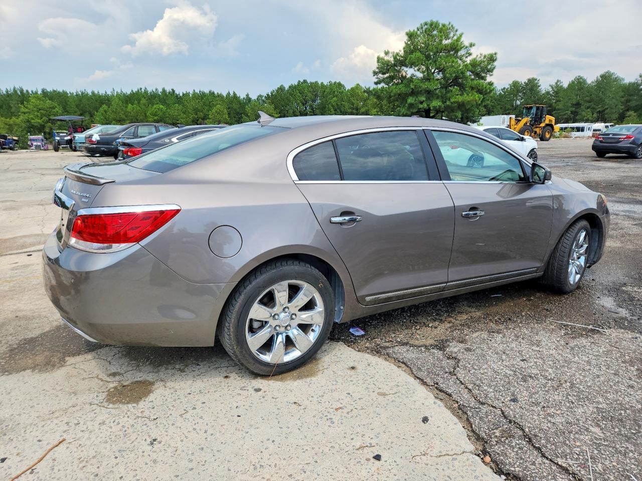 2011 Buick Lacrosse Cxs - Image 3