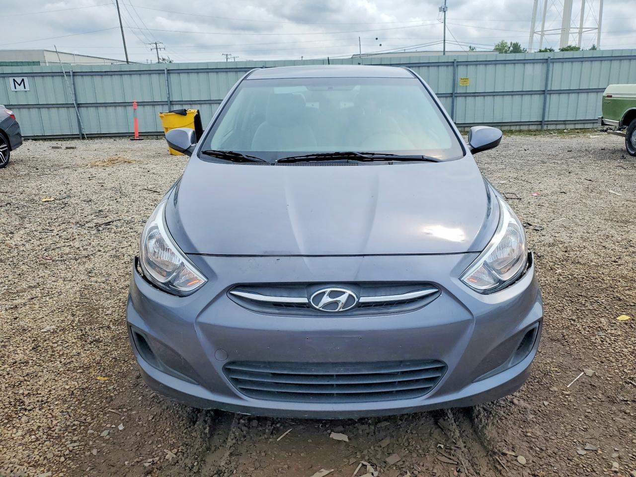 2017 Hyundai Accent Se - Фото 5