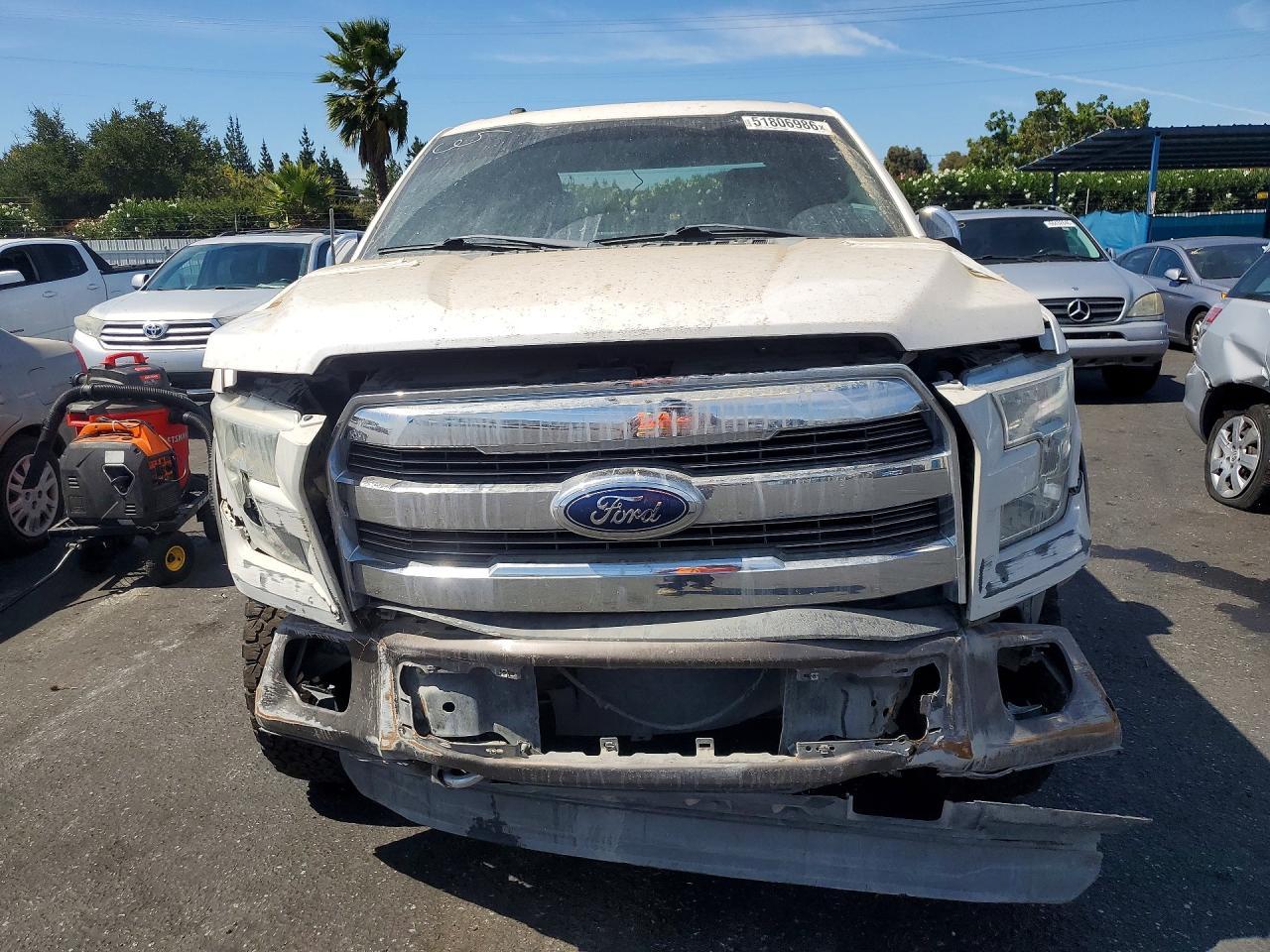 2016 Ford F150 Super Cab - Image 5