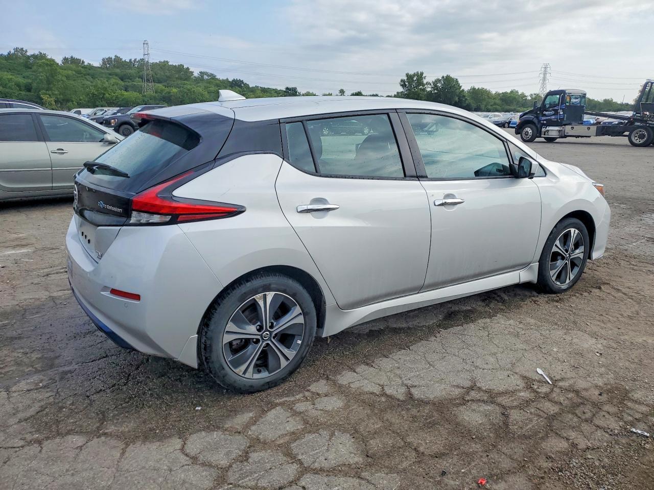 2020 Nissan Leaf Sv Plus - Фото 3