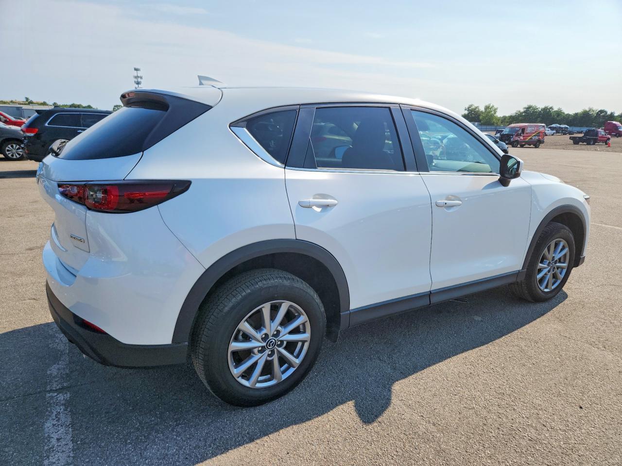 2023 Mazda Cx-5 Preferred - Image 3