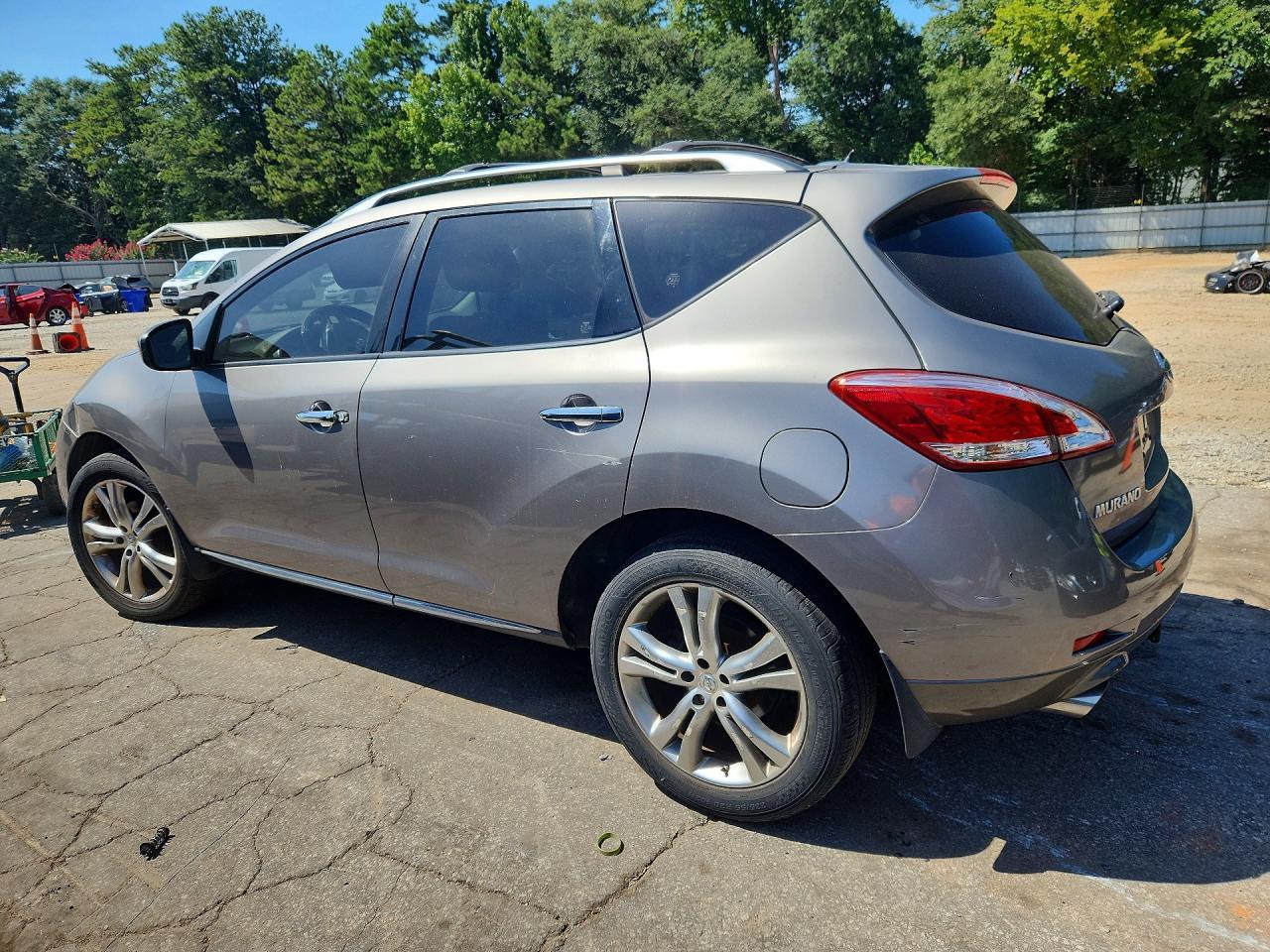 2012 Nissan Murano S - Фото 2