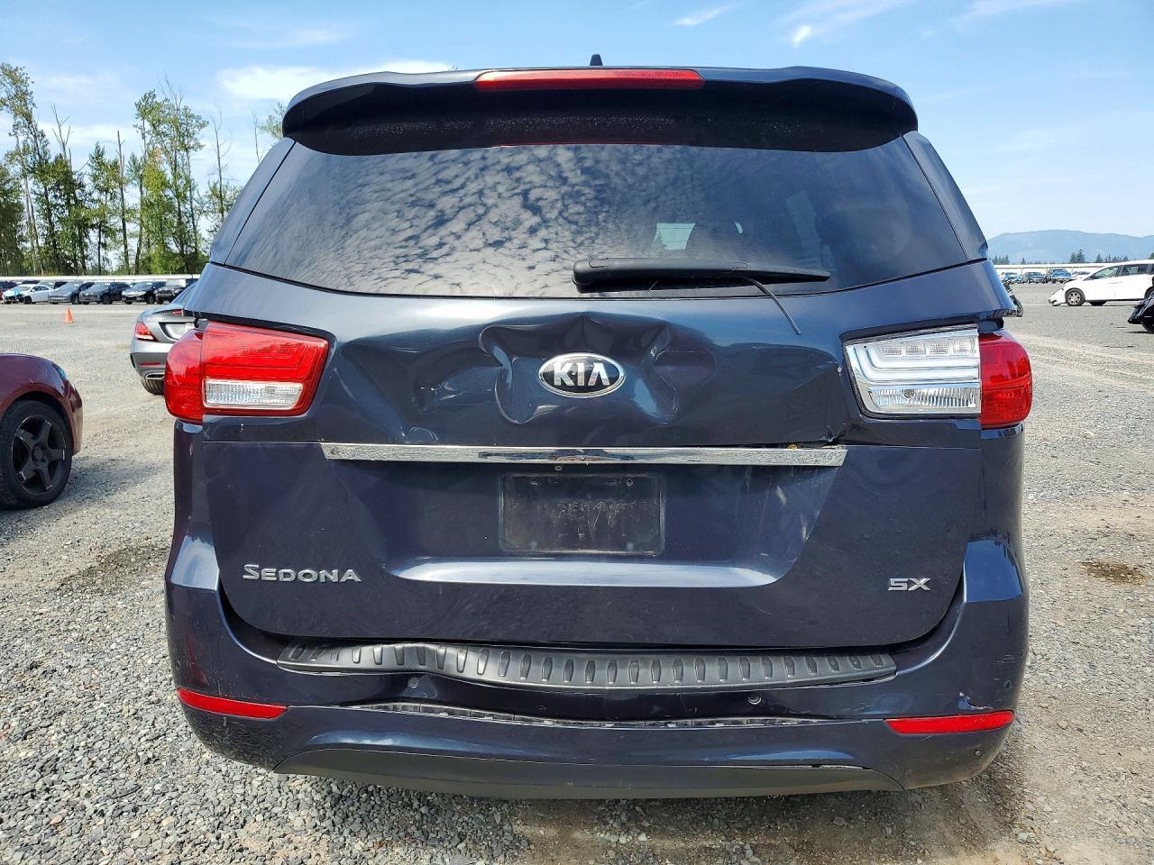 2015 Kia Sedona Sx - Фото 6
