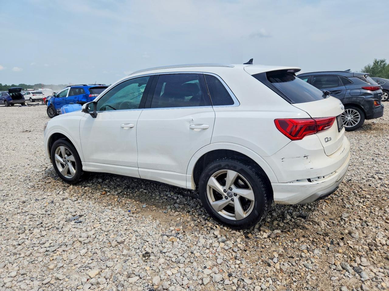2019 Audi Q3 Premium - Фото 2