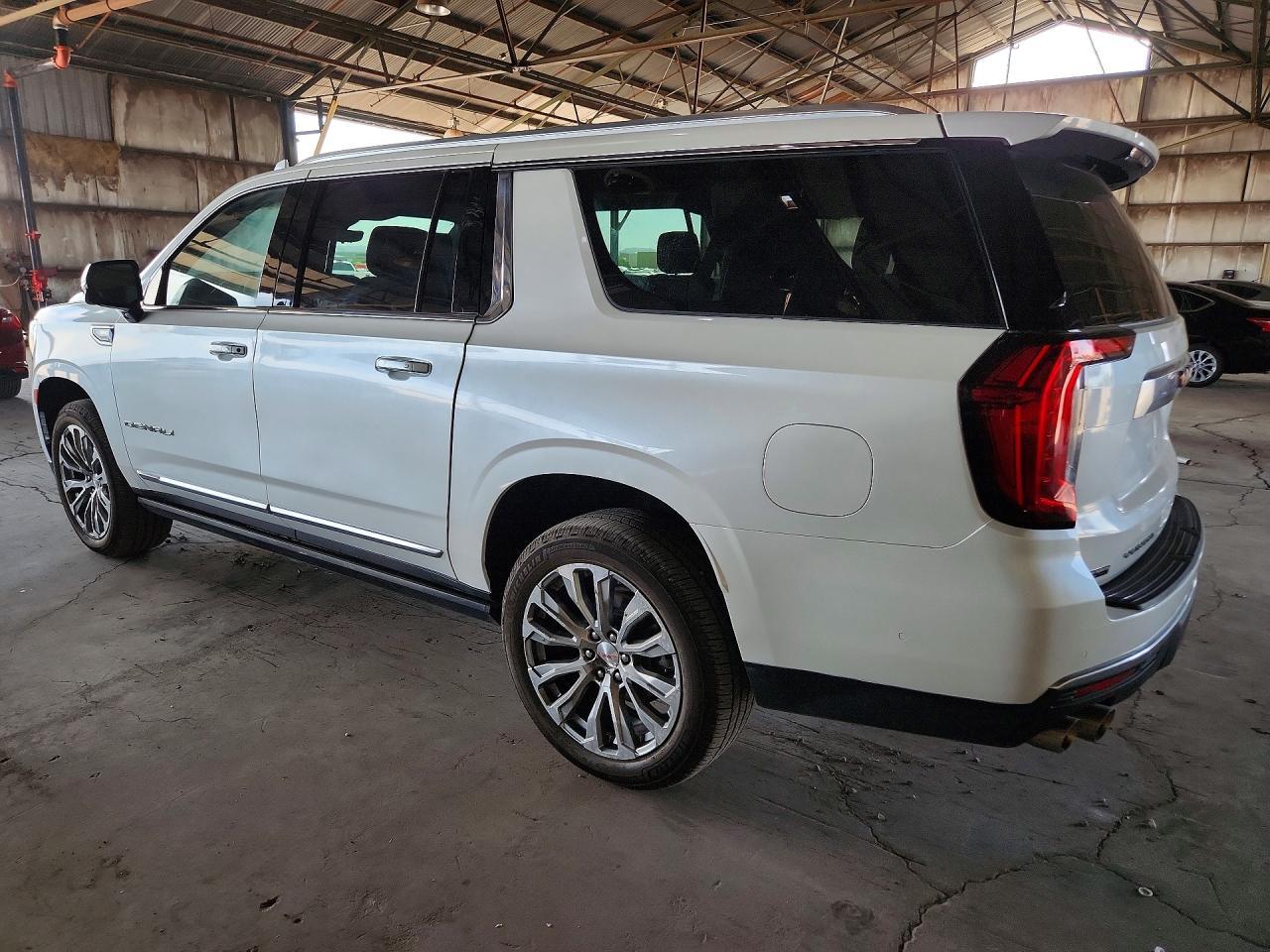 2023 GMC Yukon Xl - Фото 2