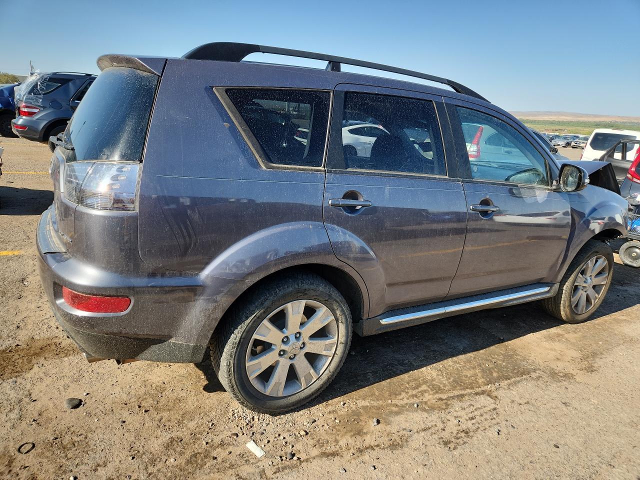 2010 Mitsubishi Outlander Se - Image 3