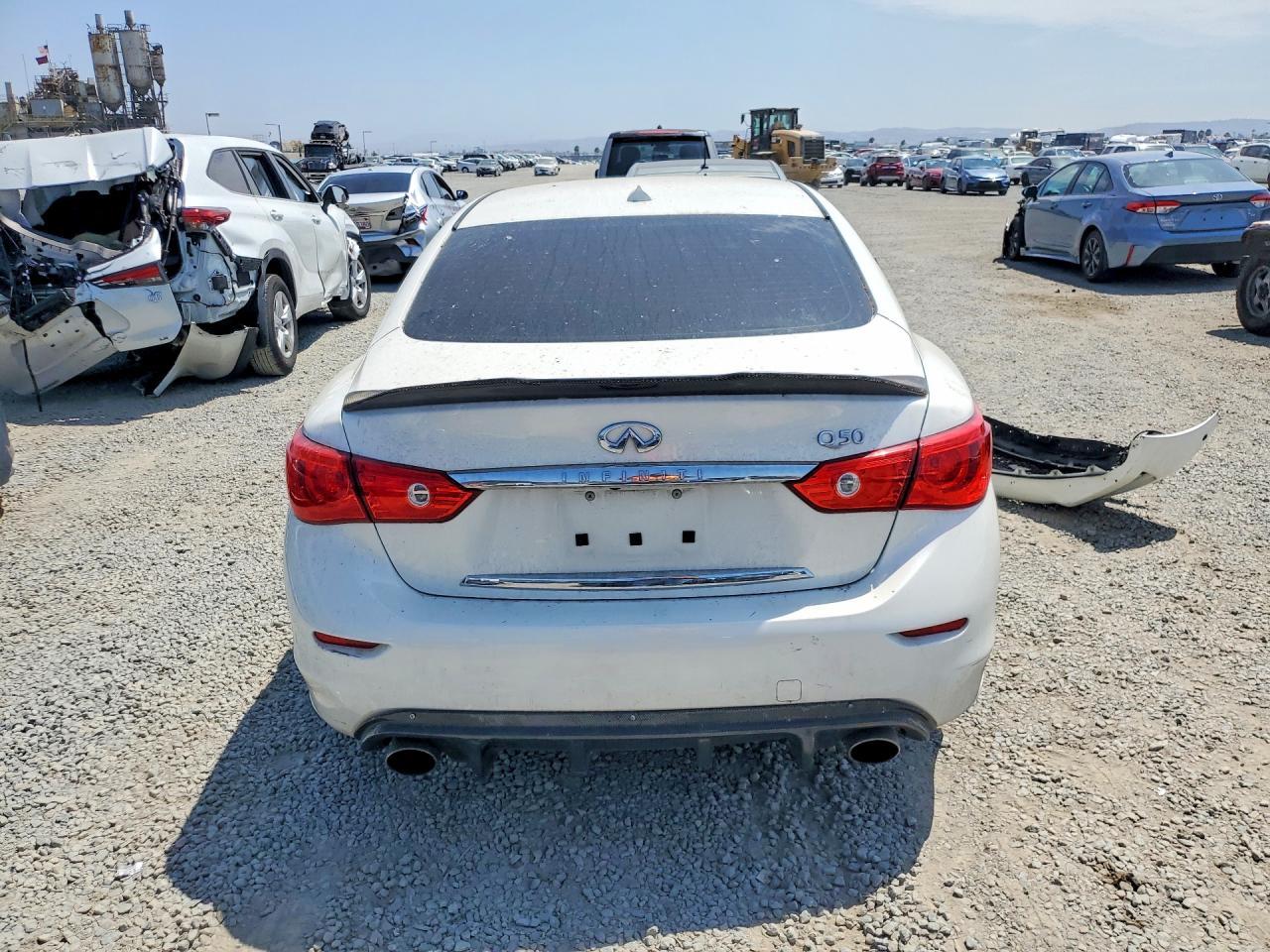 2017 Infiniti Q50 2.0T Premium - Фото 6