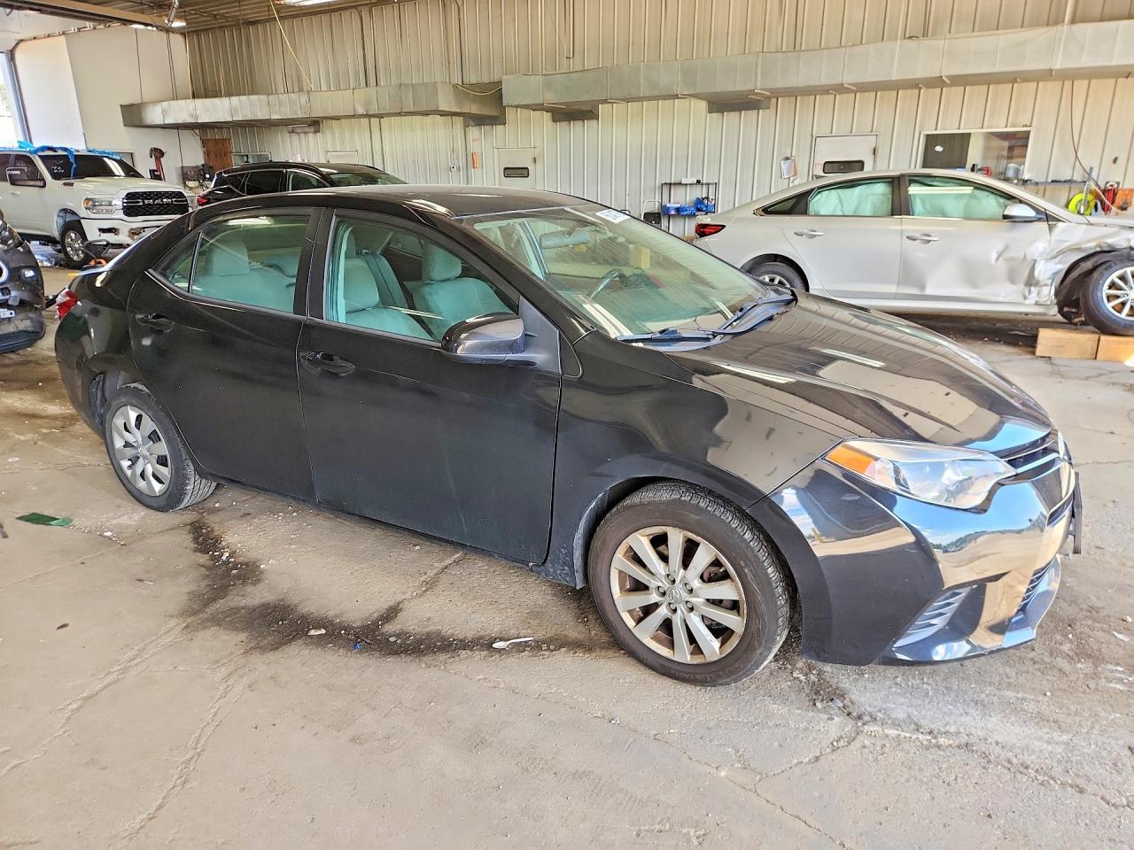 2016 Toyota Corolla Le - Фото 4