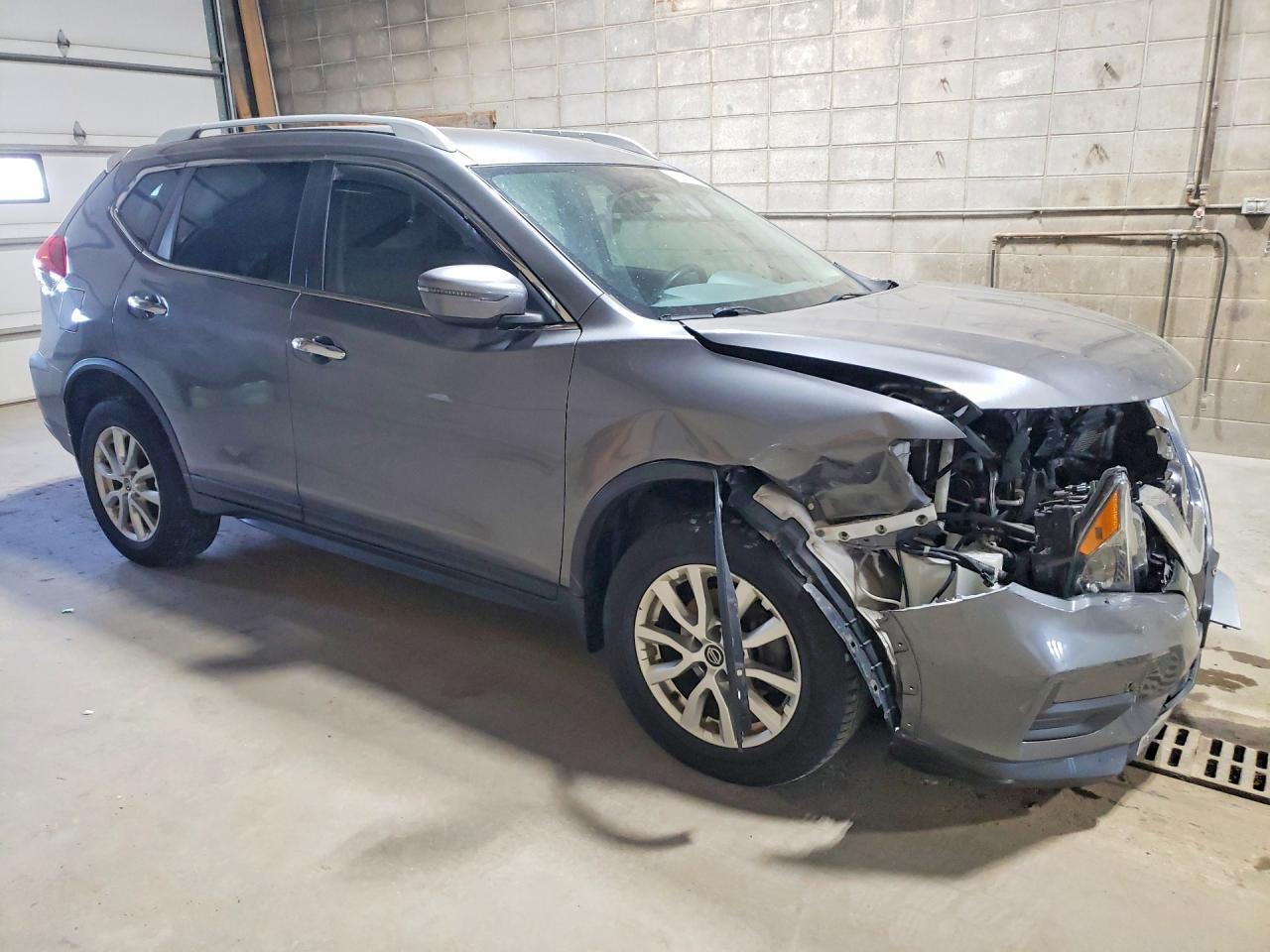 2019 Nissan Rogue S - Фото 4