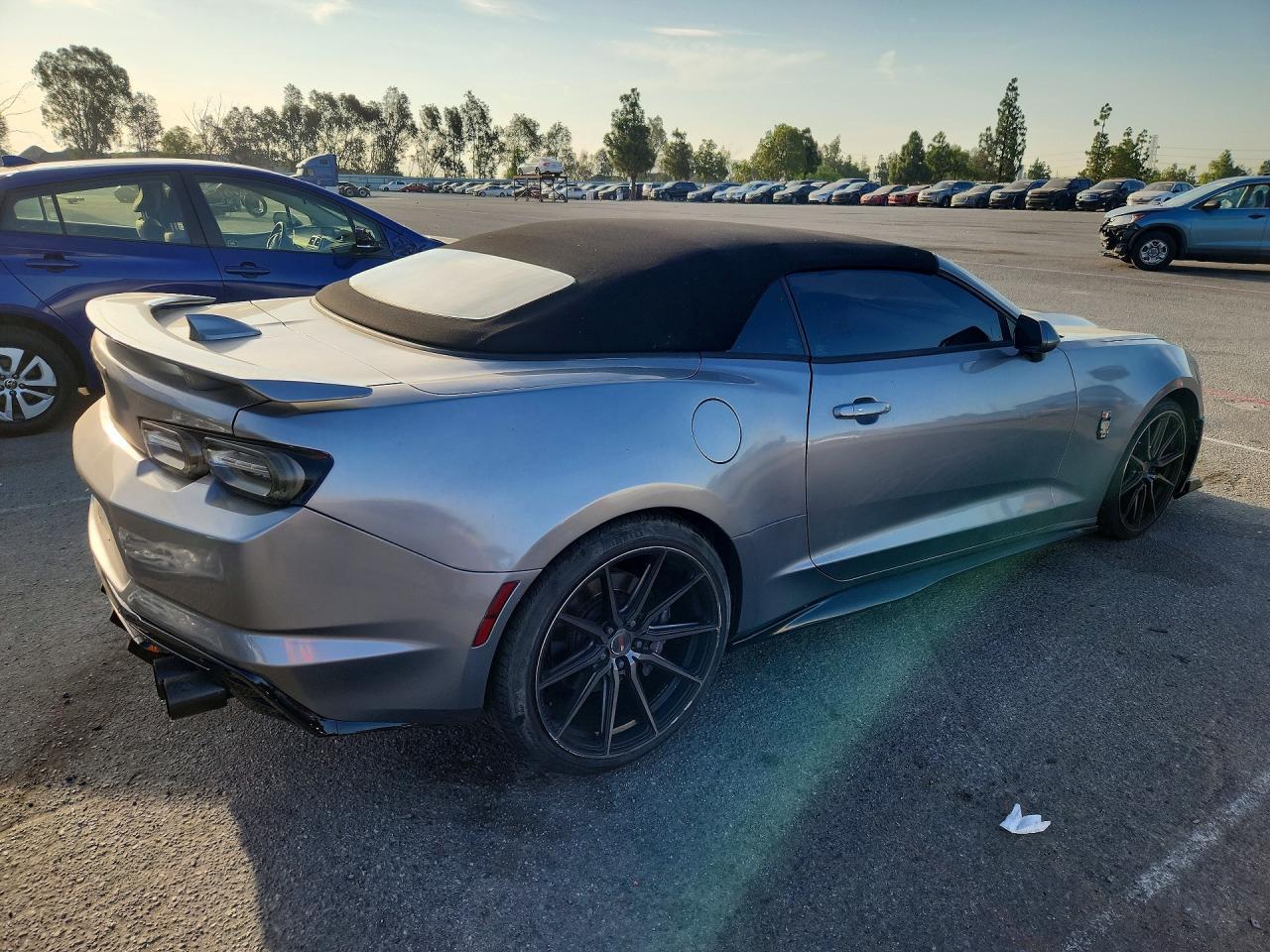 2022 Chevrolet Camaro Lt1 - Image 3